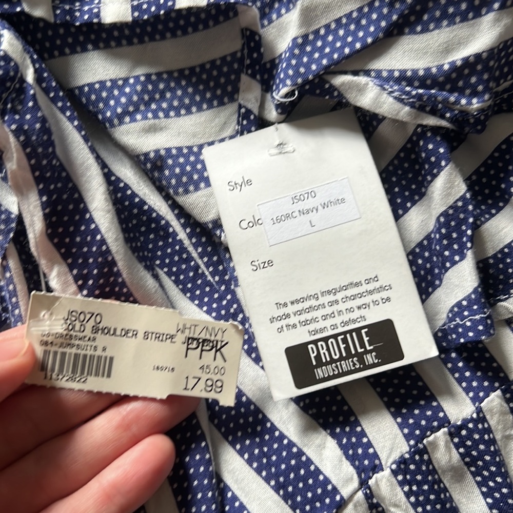 Large Blue & White pinstripe Romper 💙🤍 NWT - Picture 6 of 6